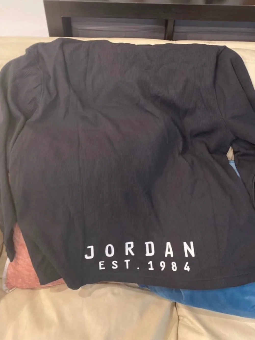 Jordan Men’s Black Crewneck Ribbed Long-Sleeve Sweater